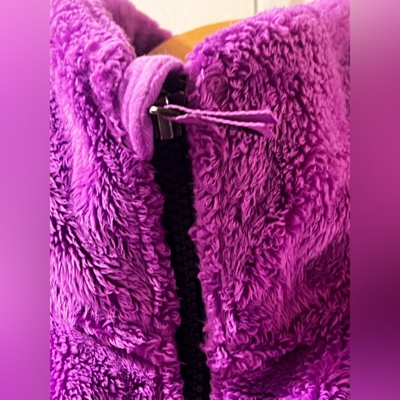 The North Face Girl’s Osolita Full Zip Fleece Jacket - Picture 12 of 15